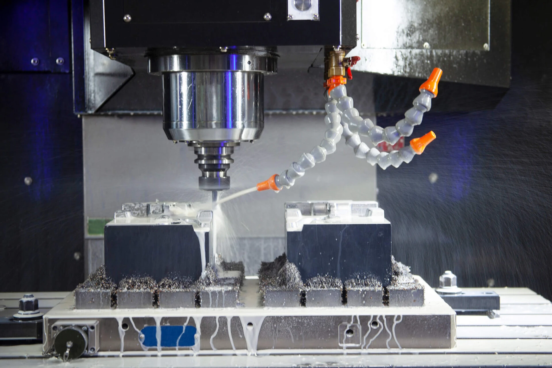 Advanced CNC Machining: 2025 Manufacturing Outlook